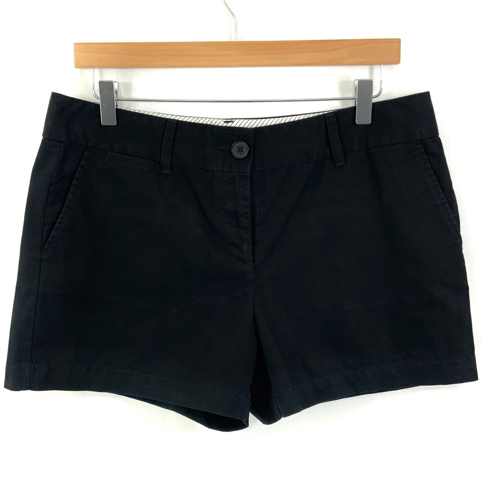 LOFT Ann Taylor Flat Front Shorts Black Chinos Size 8 L27